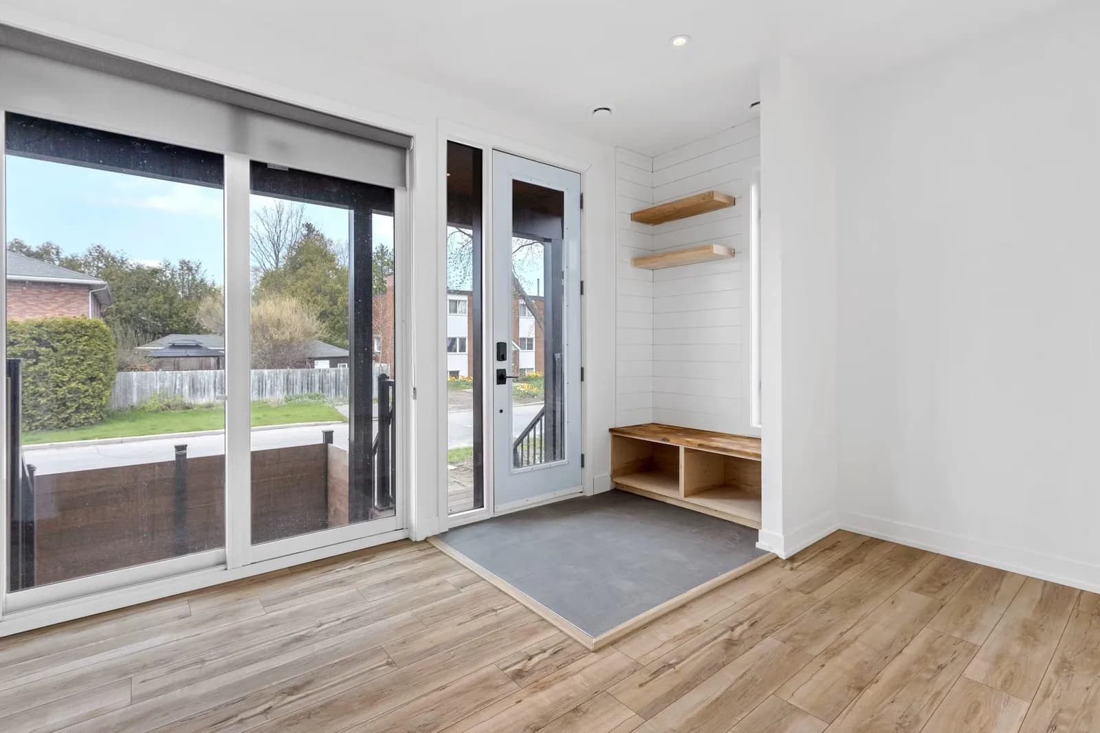 Internal Doors & Architrave